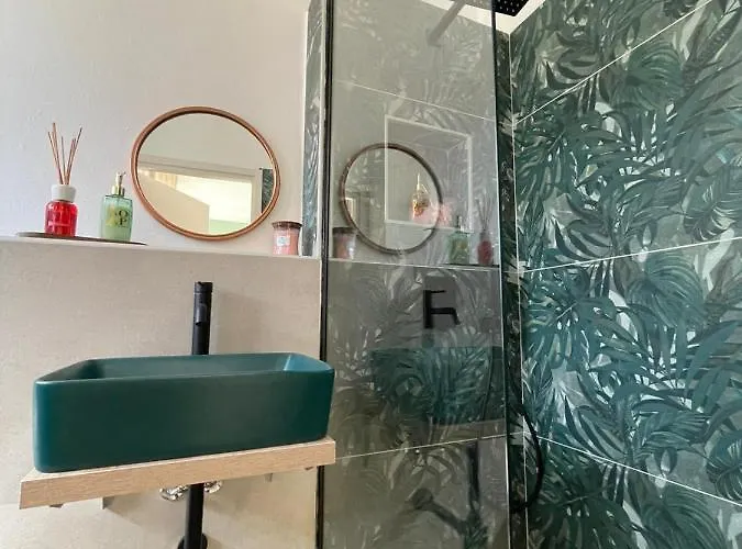 Гостевой дом Sunset 221 3*